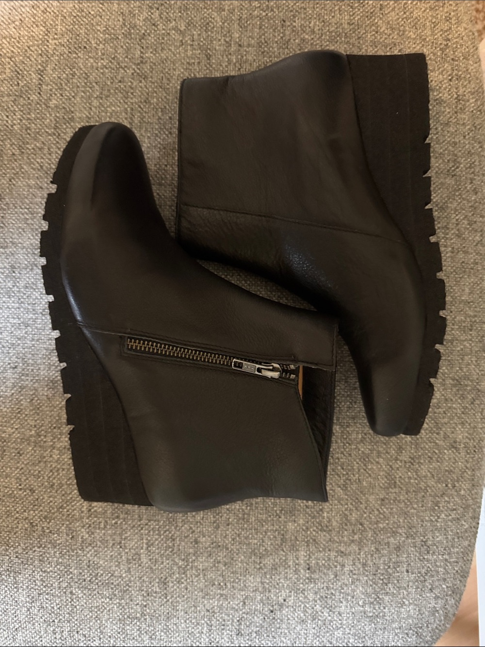 YES Women's Black Leather Wedge Ankle Boots with Side Zip